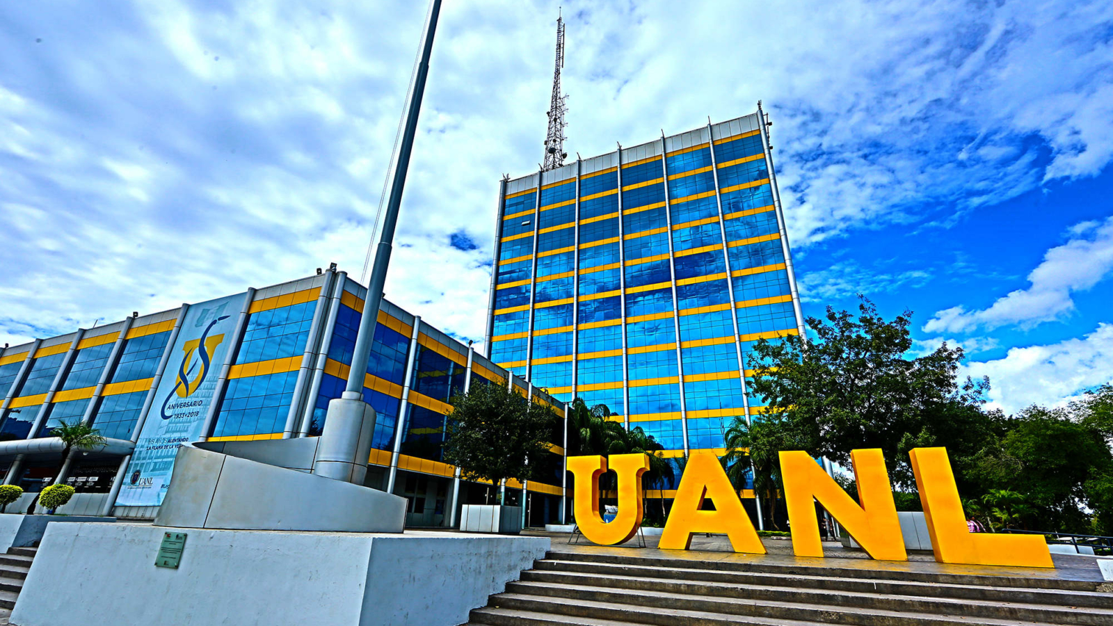 85-aniversario-uanl-torre-rectoria